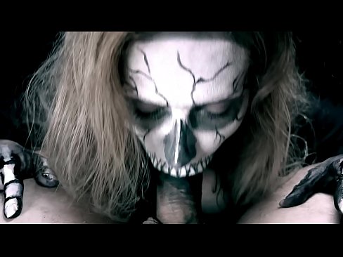 ❤️ Ragazza demonia chì succhia u cazzo cù a so bocca nera è ingoia cum. ❤️ Video sessu à co.bookland.top ❌